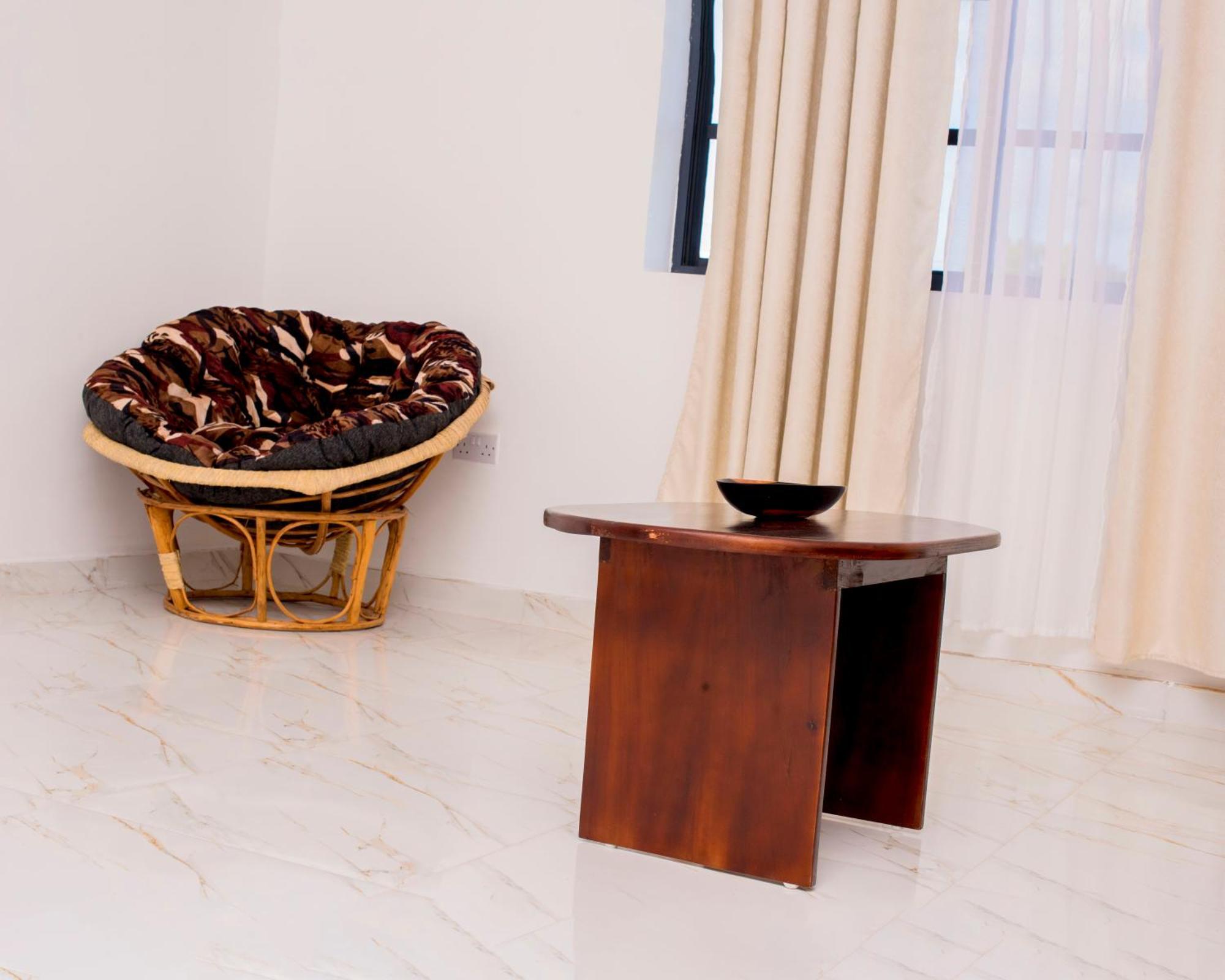 Terry Apartment Нунгви Экстерьер фото